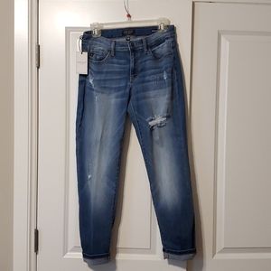 Distressed Boyfriend jeans